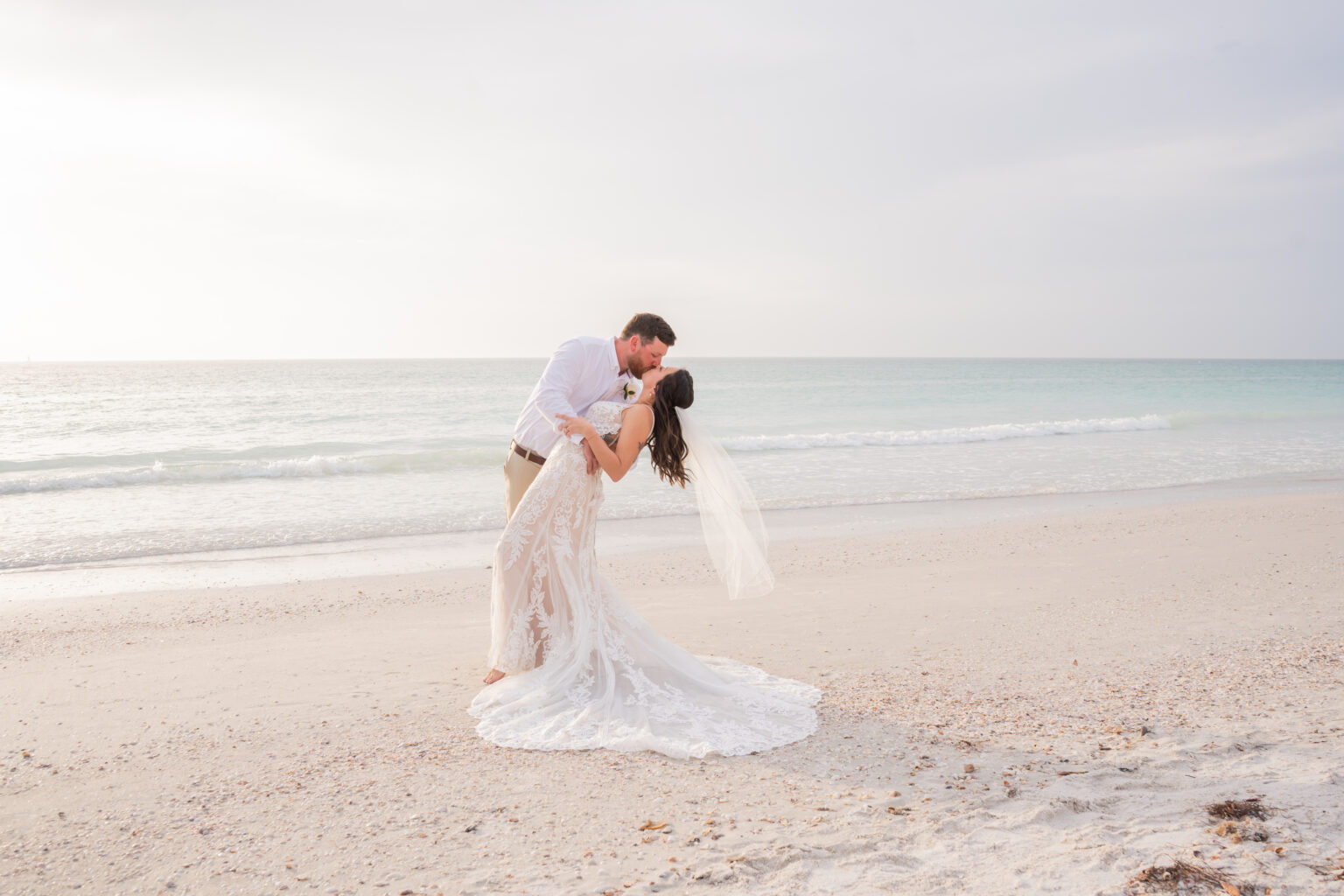 Beach weddings in Florida