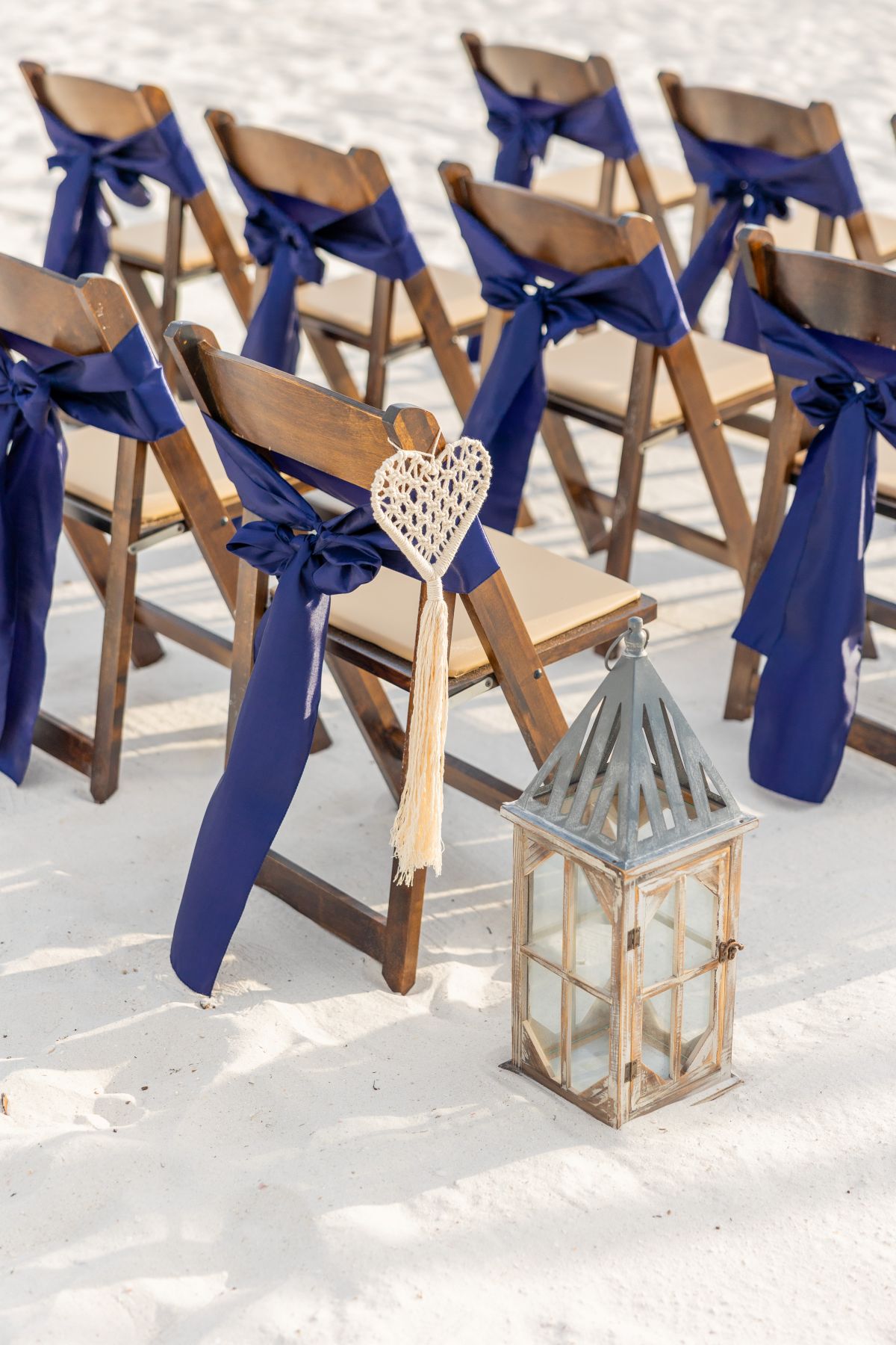beach wedding chairs